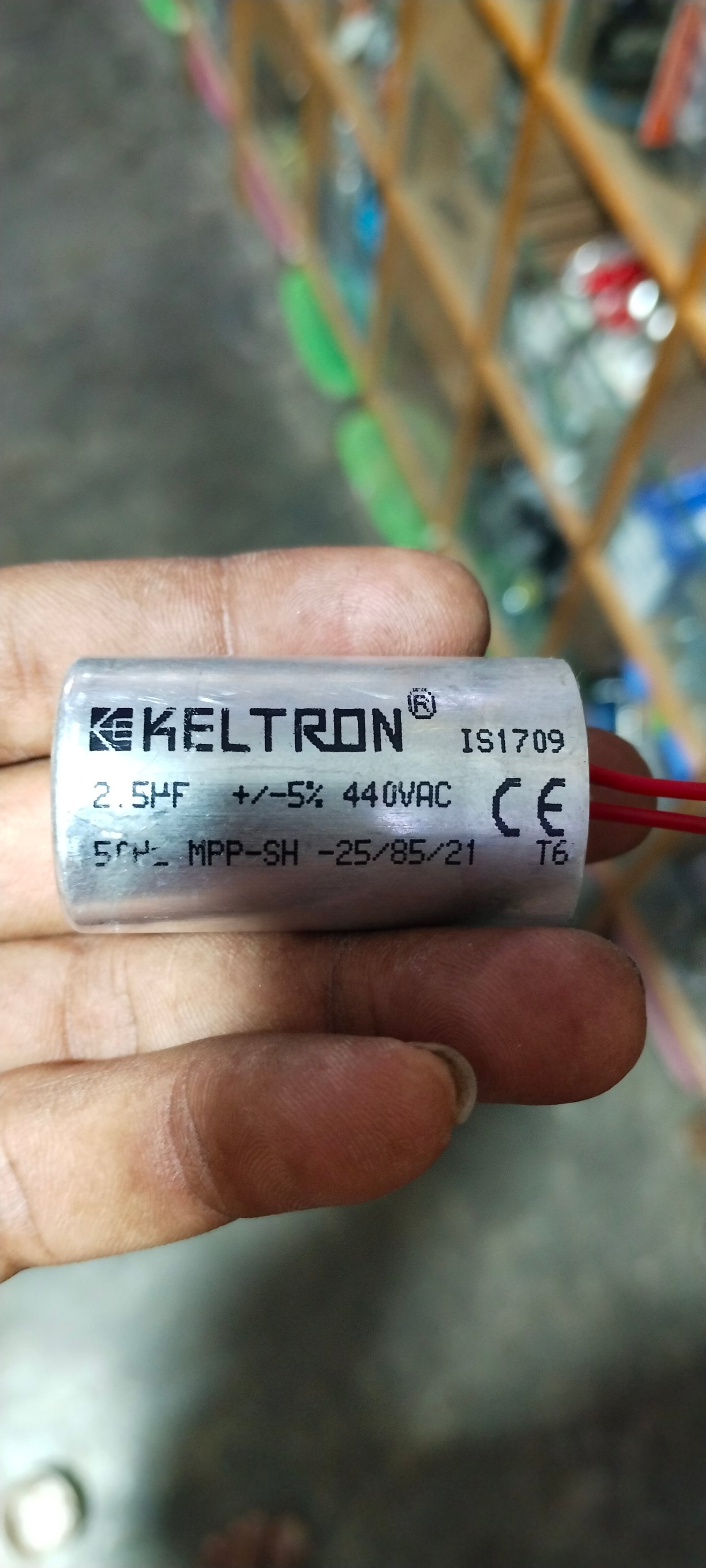 Children 2.5 capacitor oil