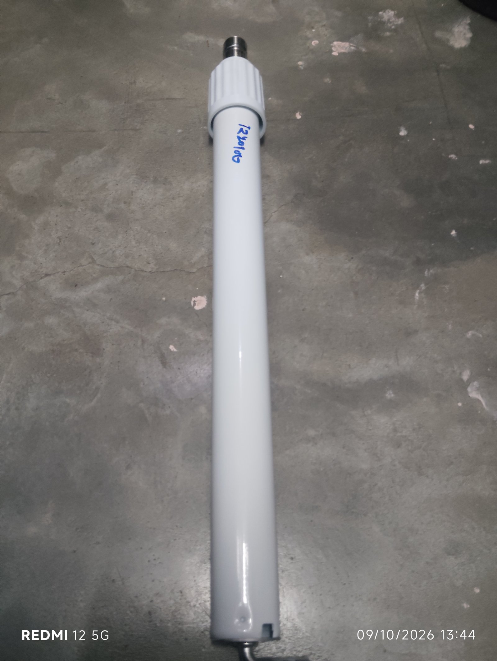 Stand fan pipe